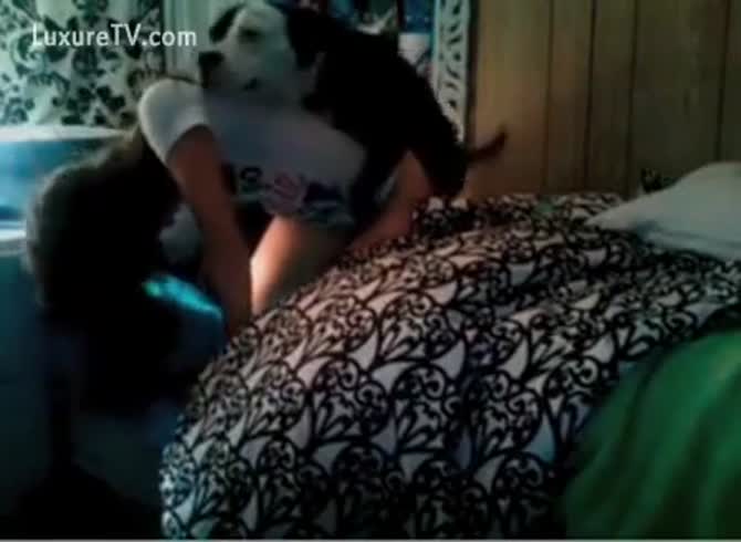 670px x 490px - Pet Sex ] Teen Girl Allows Her Dog to have Sex with Her - Zoo Porn Dog at  Katitube