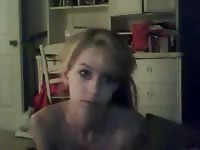 Barely of legal age teen turned on cam while bored and ended up masturbating for strangers
